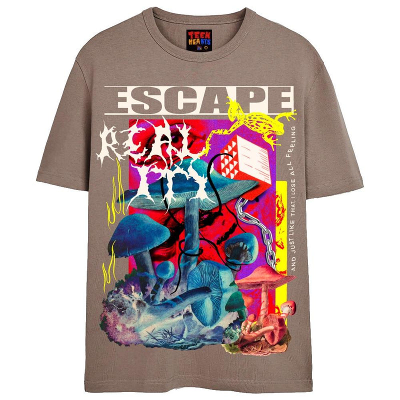 ESCAPE REALITY T-Shirts DTG Small Tan 